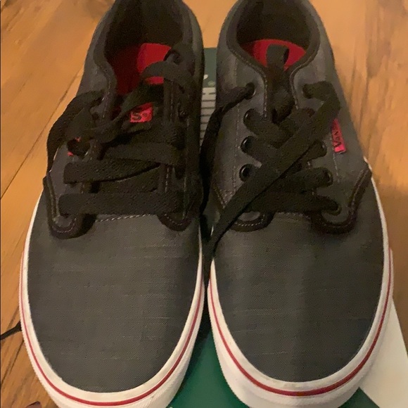 Never worn Vans, new without box - Picture 2 of 4